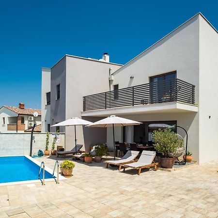 Villa Leonardo Vrznaveri 외부 사진
