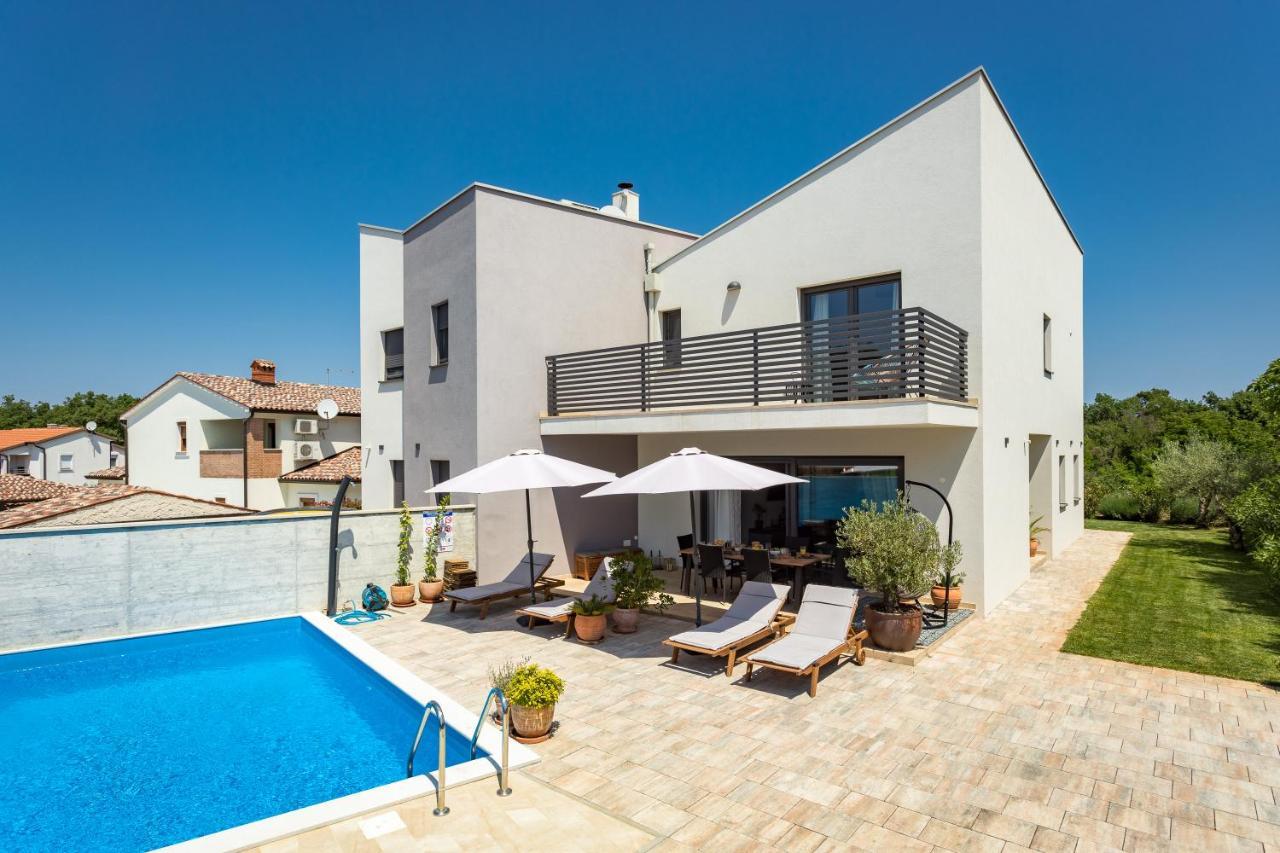 Villa Leonardo Vrznaveri 외부 사진